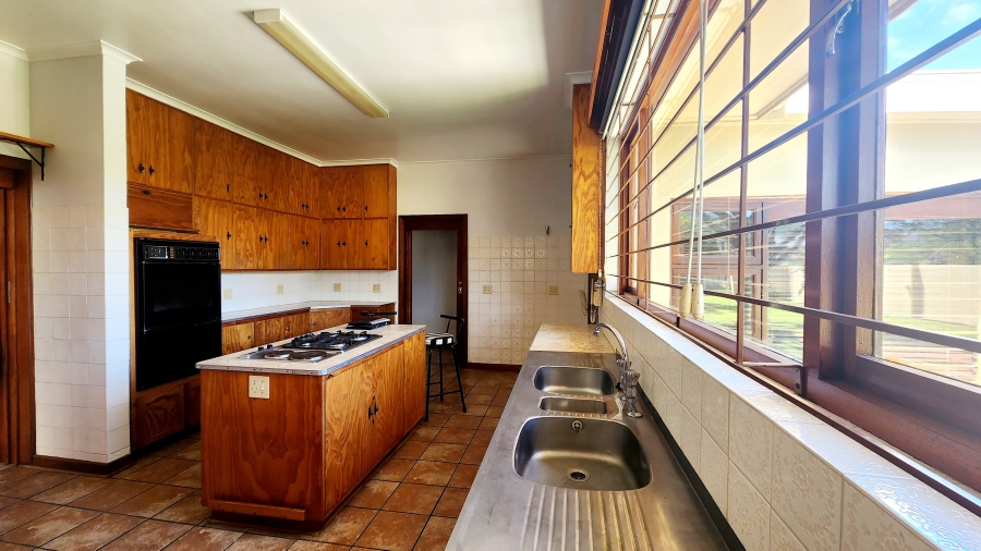 3 Bedroom Property for Sale in Heatherlands Western Cape